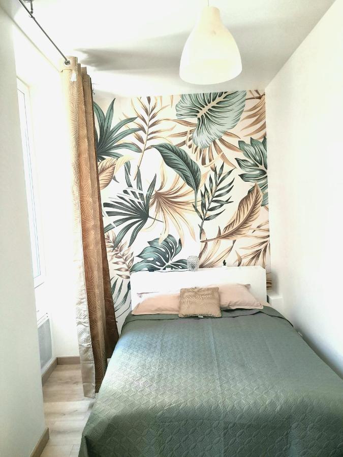 Entier: Calme, Spacieux, 2 Chambres. Marseille